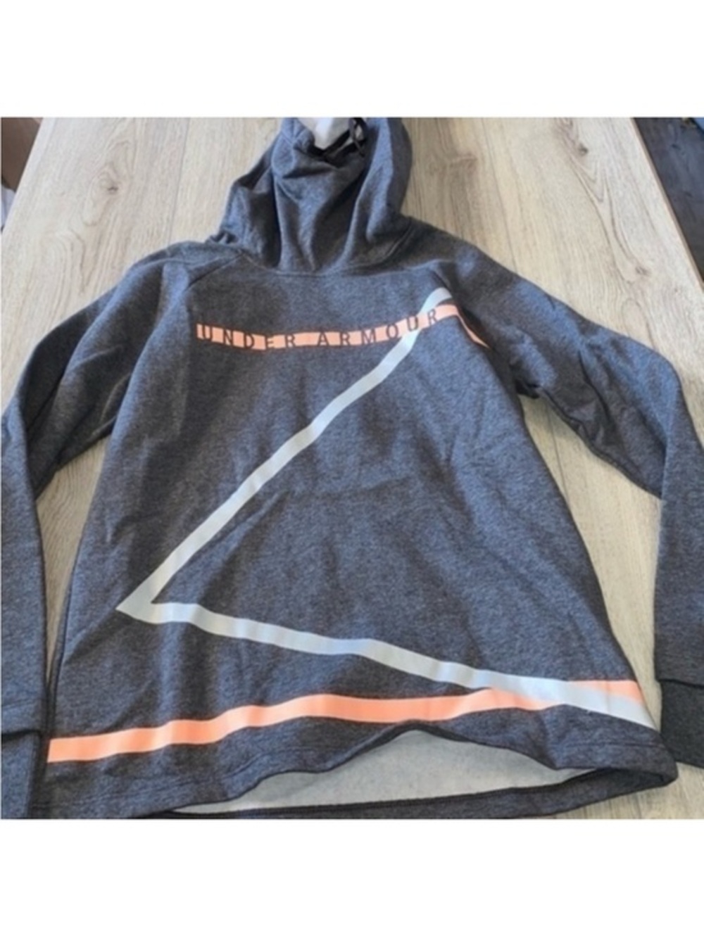 Under Armour Gray grey pink white hoodie hooded sweatshirt sweater